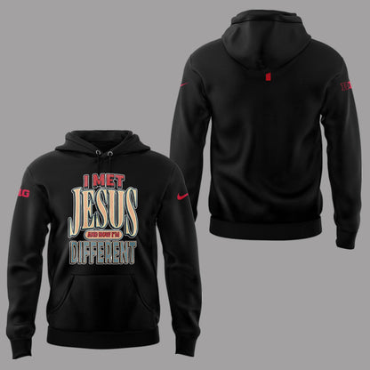 Back at Ohio State, J.T. Tuimoloau makes a statement in the ‘I MET JESUS AND NOW I’M DIFFERENT’ Hoodie